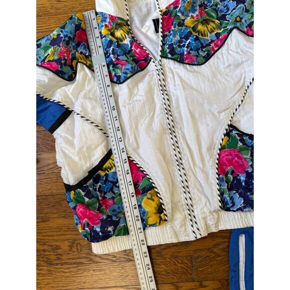 Vintage Womens' 80s/90s Floral Nylon Tracksuit Size M/L - Picture 9 of 11